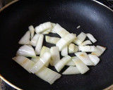 ウインナーと白菜のソース炒め作り方2写真