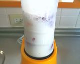 冷凍いちごで簡単*いちご牛乳作り方3写真