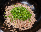 豚挽肉とニンニクの芽炒め丼作り方6写真