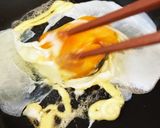 簡単！トーストの卵トッピング作り方3写真