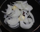 簡単でおいしい！コクのある玉ねぎスープ♪作り方1写真