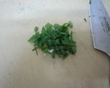 鮭中骨缶と玉ねぎのレンジ蒸し作り方2写真