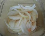 鮭中骨缶と玉ねぎのレンジ蒸し作り方5写真