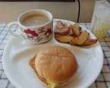 市販のバーガーに手作りを添えてランチに♪作り方4写真