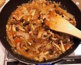 キノコとベーコンとツナのパスタ作り方2写真