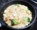 スプーンで食べるサッポロ一番☆パエリア風作り方3写真