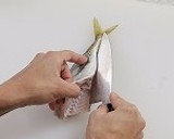 魚のさばき方（３枚おろし）作り方7写真