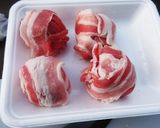 アウトドアで豚バラの白菜の漬物ボール作り方3写真