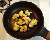 ベジ♪カリフラワーのにんにく炒め作り方4写真