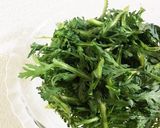 生春菊 大根 リンゴのサラダ ピーラーで作り方1写真