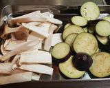 豚こまと茄子の合わせケチャ炒め作り方1写真