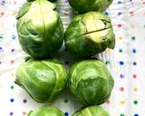 芽キャベツとトマトのマリネサラダ作り方1写真