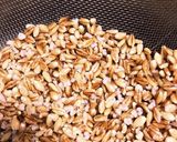 スーパー大麦入りふきのとう味噌作り方1写真