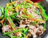 ピーマンと豚肉のオイスターソース炒め作り方8写真