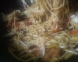 オイスターソースと醤油味の五目焼きそば作り方7写真