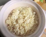風邪ひきさん、レンゲで食べるサッポロ一番作り方4写真