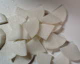 大根とさつま揚げとちくわの煮物作り方1写真