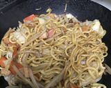 野菜たっぷり「もりもり焼きそば」作り方9写真