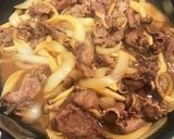 お手軽ランチ！きのこと玉ねぎで基本の牛丼作り方2写真
