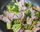簡単美味しい♪豚肉と小松菜のダシ炒め作り方4写真
