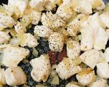 生玉オムライス●チキンライスに卵黄のせて作り方1写真