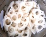 蓮根の昆布茶入り甘酢漬け＊作り置き作り方1写真
