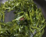茎わかめ・えのき・生姜の麺つゆ炒めです♪作り方3写真