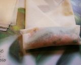 鶏ひき肉とスナップエンドウの春巻き♡作り方3写真