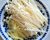 茎わかめ・えのき・生姜の麺つゆ炒めです♪作り方1写真