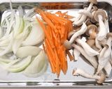 旨味たっぷり♪鮭と野菜のホイル焼き☆作り方2写真