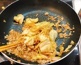 鶏そぼろをリメイクして回鍋肉風炒め作り方3写真