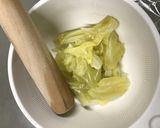 ５、６か月頃　キャベツのとろとろ作り方1写真