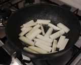 長いもとしめじの塩昆布バター炒め作り方1写真