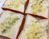 *食パンで簡単!ガーリックトースト*作り方4写真