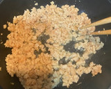 簡単！絶品♡鶏そぼろとミョウガの混ぜご飯作り方1写真