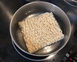 カリッと揚げ鯖たっぷり長ネギのせラーメン作り方7写真