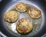 簡単！煮込まない☆煮込み風玉葱ハンバーグ作り方4写真