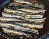 愛知の魚100　イワシのガーリックオイル作り方9写真