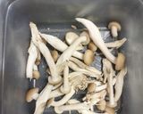 キャベツと豚バラ肉の味噌バター蒸し作り方2写真