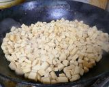 お肉・ガラスープ不要！高野豆腐のベジ炒飯作り方3写真