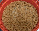 大豆挽き肉と春菊のピリ辛胡麻和え作り方1写真