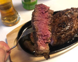 弱火で焼く！ジューシィ牛肉ステーキ♡作り方9写真