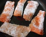 サーモンのムニエル♡チーズクリームソース作り方7写真
