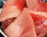 パック活用●マグロの切り身とシラスの丼作り方3写真