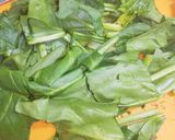 やさしい味♪ほうれん草の味噌汁☆作り方1写真