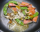 簡単！舞茸エンドウのカレーバタマヨソテー作り方3写真