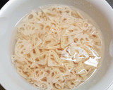レンコンとニンジンのきんぴら作り方1写真