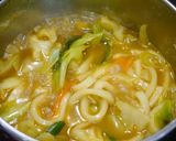 簡単！山盛りキャベツ☆カレーうどん作り方3写真