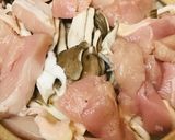 鶏肉と白菜の赤味噌＆胡麻うどん鍋作り方3写真