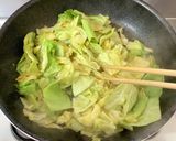 食材一つで簡単♪キャベツのだし醤油炒め♪作り方7写真